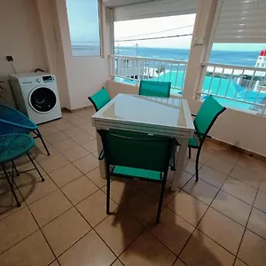 Cibuqueira Numero 5, En Centre Ville,vue Sur Mer, A Pied Appartement Le Moule