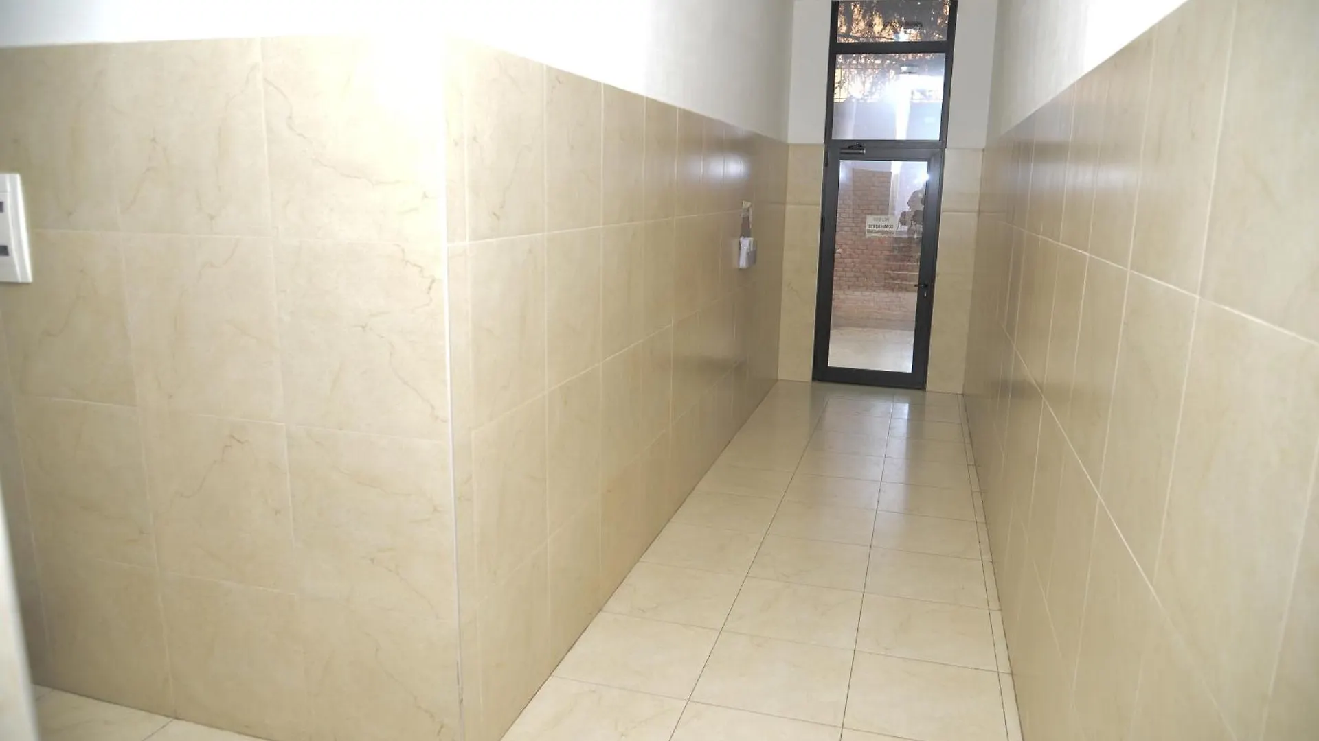 Hera Tirana Suite Deluxe Apartamento